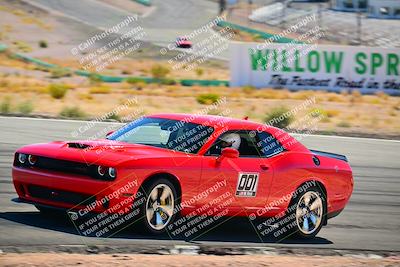 media/Oct-18-2025-Extreme Speed (Sat) [[d6d7e1fef1]]/Group 3 Purple/Session 2 (Turn 3)/